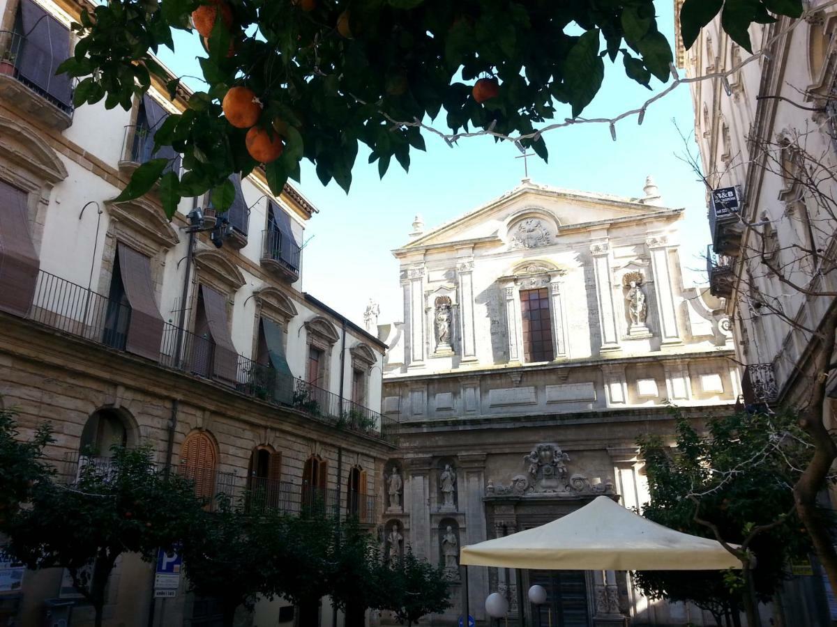 Liz House Daire Caltagirone Dış mekan fotoğraf