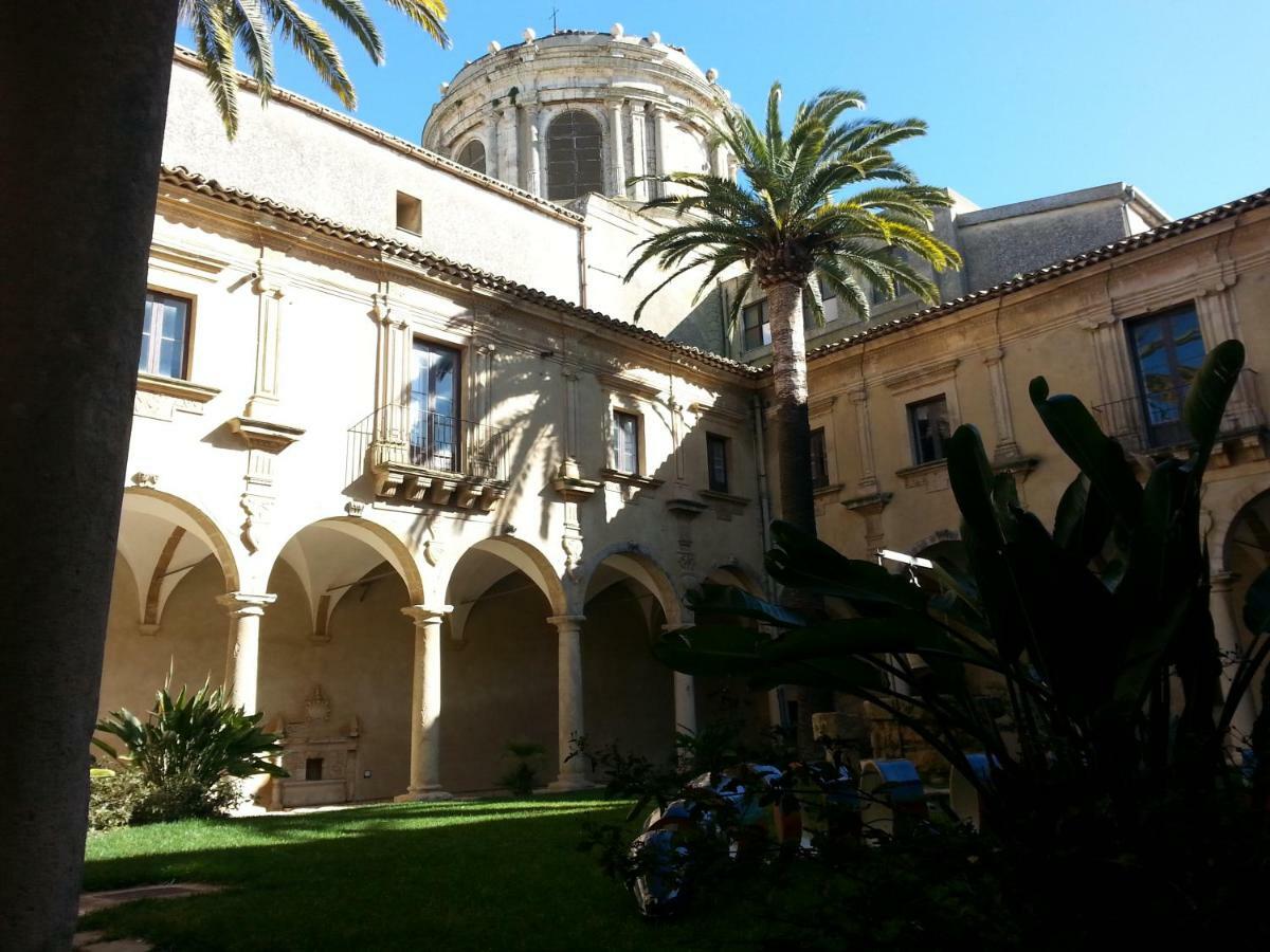 Liz House Daire Caltagirone Dış mekan fotoğraf