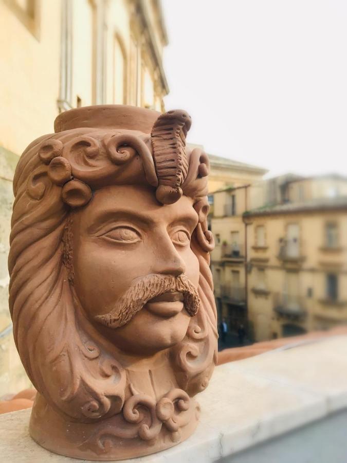 Liz House Daire Caltagirone Dış mekan fotoğraf